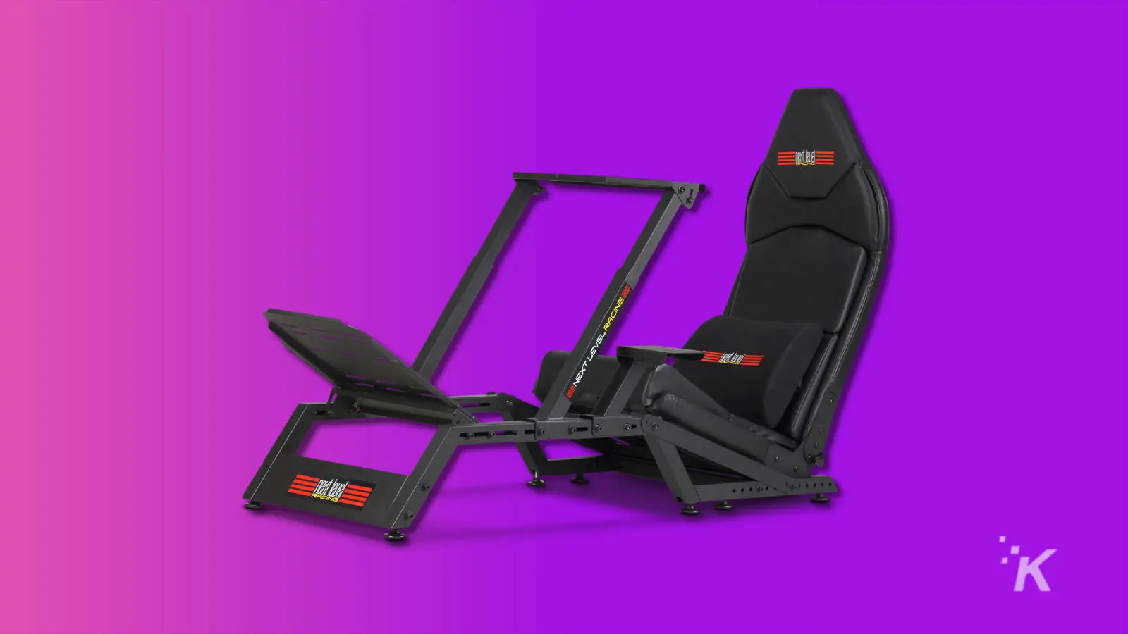 prochain niveau racing f gt cockpit sur fond violet